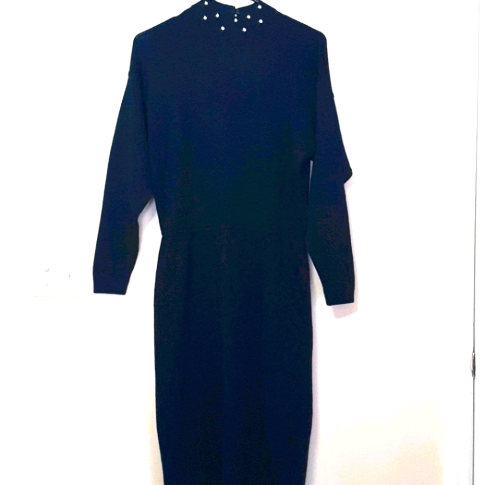 ST JOHN by Neiman Marcus Knitted Round neck Dress